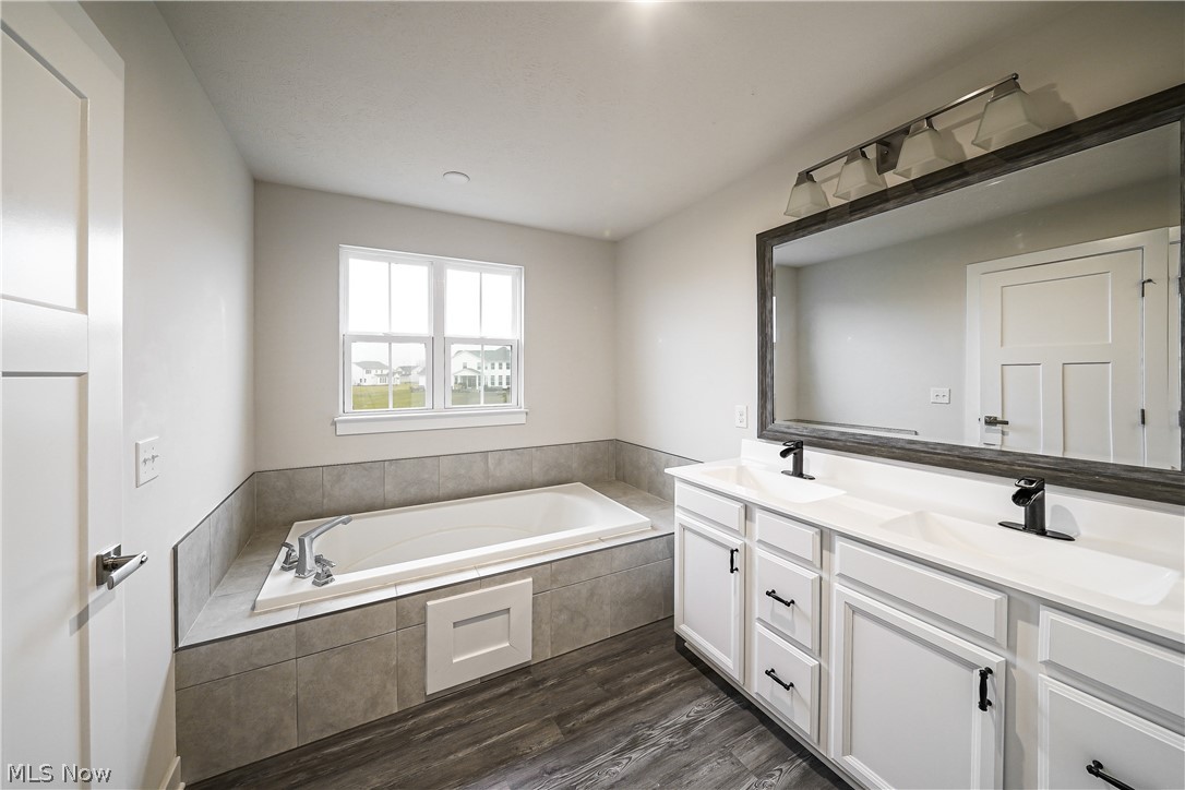 Lexington Farms North 6 - Residential
