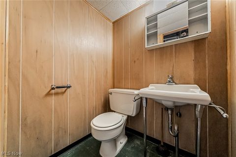 Tiny photo for 24111 Edgehill Drive, Beachwood, OH 44122 (MLS # 5210223)