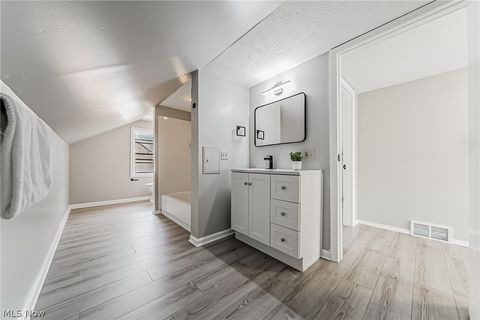 Tiny photo for 24111 Edgehill Drive, Beachwood, OH 44122 (MLS # 5210223)
