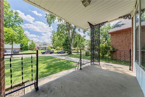 Tiny photo for 24111 Edgehill Drive, Beachwood, OH 44122 (MLS # 5210223)