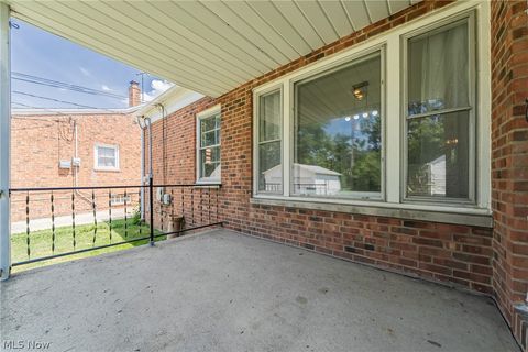 Tiny photo for 24111 Edgehill Drive, Beachwood, OH 44122 (MLS # 5210223)