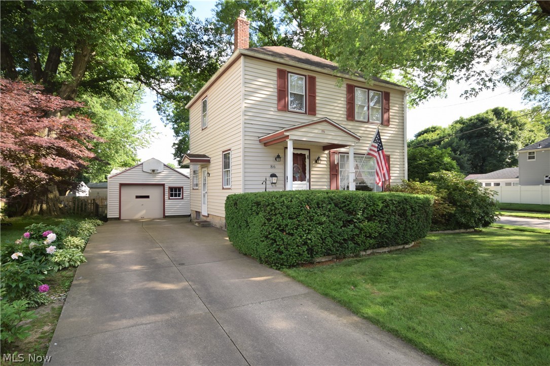 Welcome to 86 Washington Ave! 3 bedroom colonial home with an oversized 1 car garage and gorgeous sun-room and deck on the back of the house. Unbelievable corner lot that you have to experience to appreciate with mature trees and secluded park like backyard. Partially finished basement. Sellers have been living and caring for this house since 1965 and it's ready for new owners! Don't wait until this is sold, call today to schedule your personal tour!