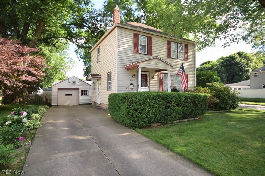 Welcome to 86 Washington Ave! 3 bedroom colonial home with an oversized 1 car garage and gorgeous sun-room and deck on the back of the house. Unbelievable corner lot that you have to experience to appreciate with mature trees and secluded park like backyard. Partially finished basement. Sellers have been living and caring for this house since 1965 and it's ready for new owners! Don't wait until this is sold, call today to schedule your personal tour!
