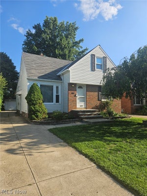 4237 STONEHAVEN RD, CLEVELAND, OH 44121 - Image 5c2a8b40193fab93dfeebafdbae96f21/1144954497