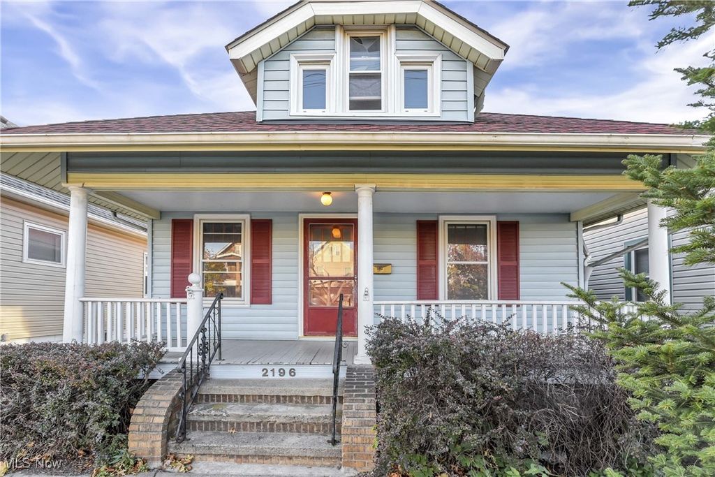 Photo of 2196 Clarence Avenue, Lakewood, OH 44107 (MLS # 5166899)