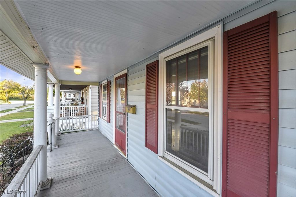 Photo of 2196 Clarence Avenue, Lakewood, OH 44107 (MLS # 5166899)