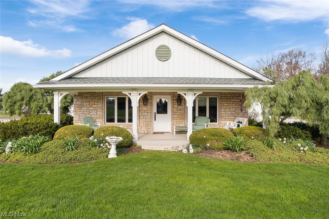 Lawrence Sec 19 - Land