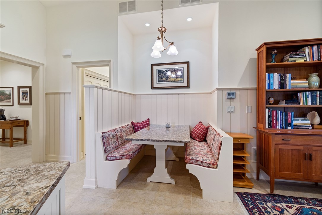 Lawrence Sec 19 - Land