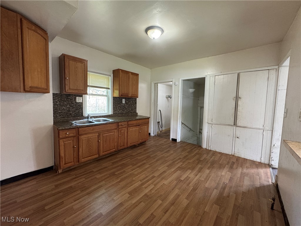 12423 Phillips Avenue, Cleveland, Ohio image 9