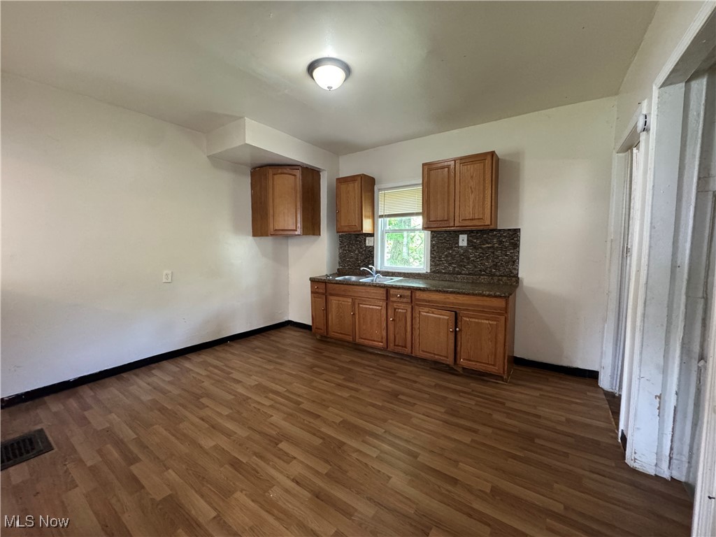 12423 Phillips Avenue, Cleveland, Ohio image 8