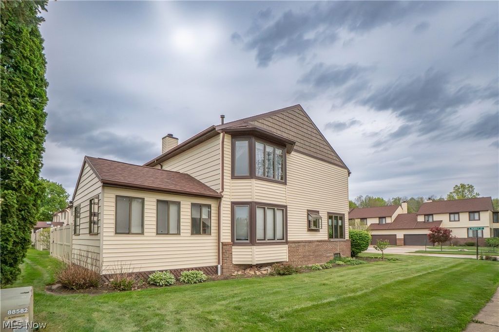 Photo of 60 Picadilly Court #7A, Kent, OH 44240 (MLS # 5208739)