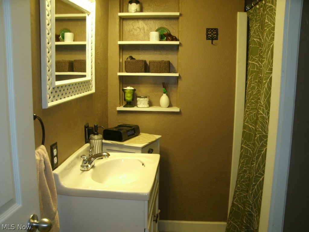 Janmar - Residential Lease