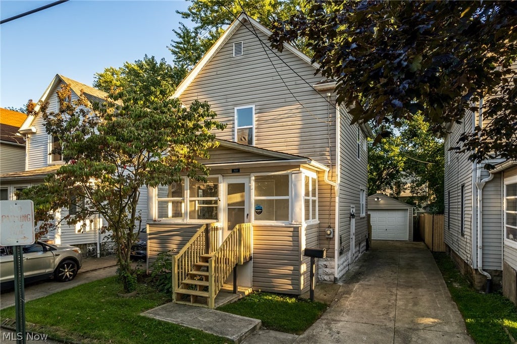 Photo of 312 Upland Avenue, Akron, OH 44301 (MLS # 5216587)
