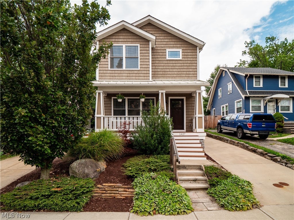 1427 Scenic Street