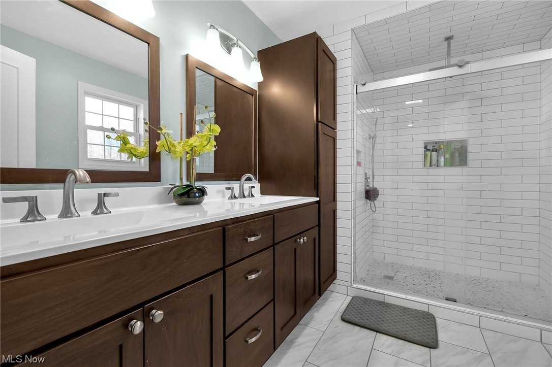 Hunters Run 02 - Residential