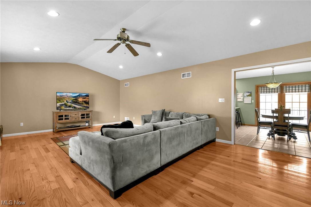 Hunters Run 02 - Residential