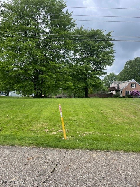 2950 Hi Vue Drive, Green, Ohio image 1