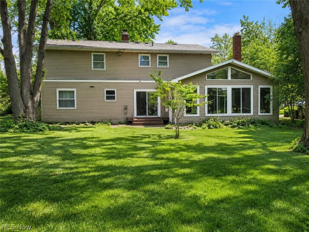Photo of 26925 Schubert Drive, Westlake, OH 44145 (MLS # 5209452)
