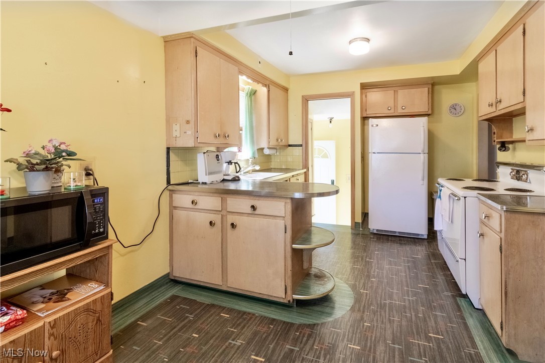 14060 James Avenue, Maple Heights, Ohio image 7