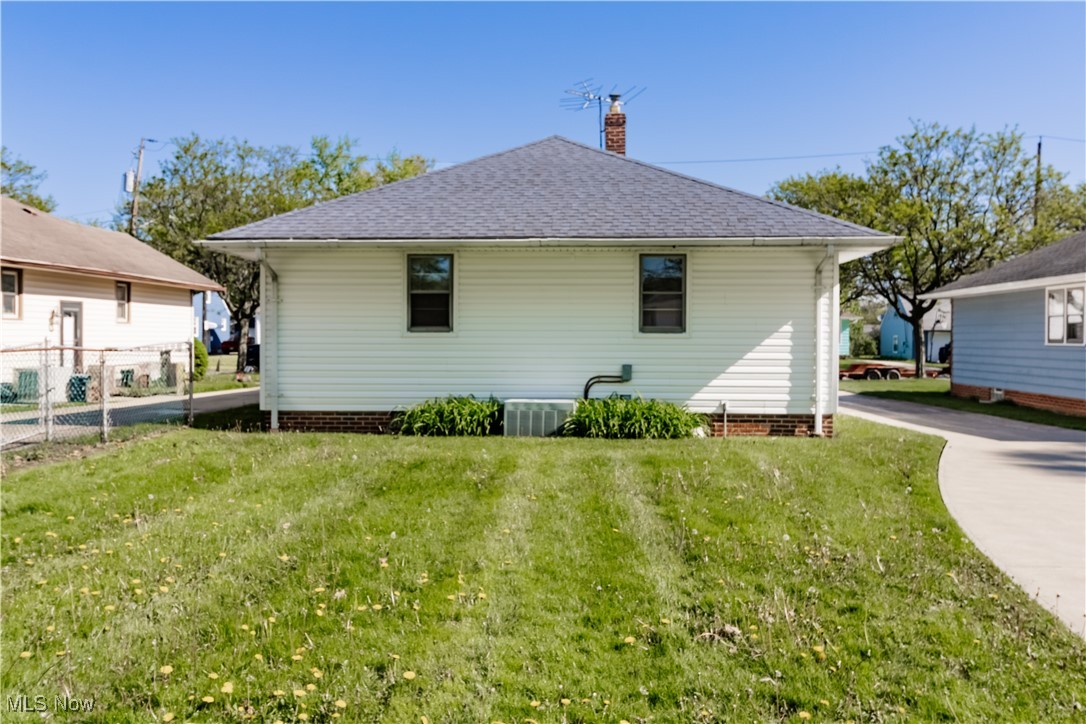 14060 James Avenue, Maple Heights, Ohio image 5
