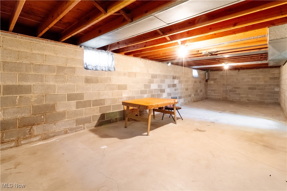 14060 James Avenue, Maple Heights, Ohio image 18