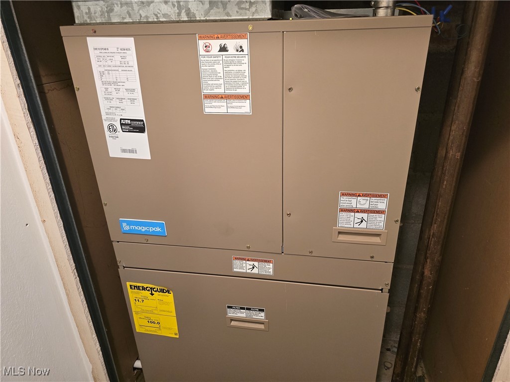 Woods/Brecksville Condo - Residential