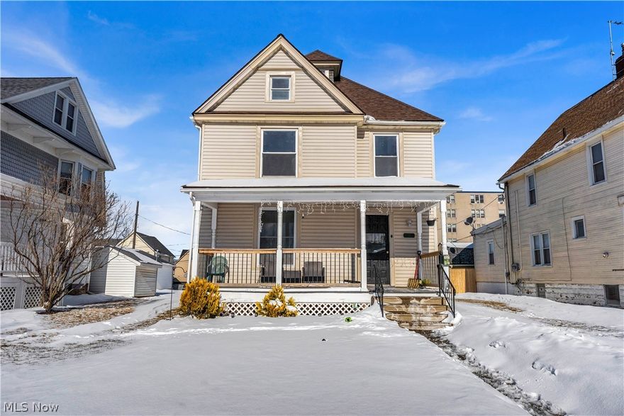 1026 W 4th St | UP, Lorain - Spacious 2-bed 1.5-bath multi-family home! //

$ 1100 rent / $ 1100 deposit //
$55 application fee per adult //
1-2 pets OK in this unit. After application pre-approval, a PetScreening is required for any animals to proceed with one of our properties; a PetScreening affidavit is still required if you have no pets. (Some breed restrictions apply per HUD guidelines). //
NO SMOKING //
1 time $169 non-refundable set up fee paid at lease signing //

$35/month required resident benefit package; can include personal property/liability insurance for an additional $10/month for $45/month total. //

After application Pre-Approval 1 applicant per household application is required to fill out a PetScreening application, before being about to proceed with placing a Reservation Fee for one of our properties.  You will receive a pre-approval for your application and in order to proceed, the PetScreening is required. Even if you have NO pets - this application must be filled out. One time, non-refundable pet fee of $250-600 per animal applies to all pets & must be paid before or when you pay your first month rent. (No fee for qualified assistance animals). //

Our application is processed through secure site: Findigs, and they require ID and income verification. Without this, your application will not be processed. They offer 24/7 chat support on their application directly if you have any questions. //

BEDROOMS: 2 //
BATHROOMS: 1.5 //
APPLIANCES PROVIDED: N/A //
UTILITIES / RESIDENT RESPONSIBILITY:  Resident pays gas and electric and is responsible for snow removal. // 

Serious inquiries only.