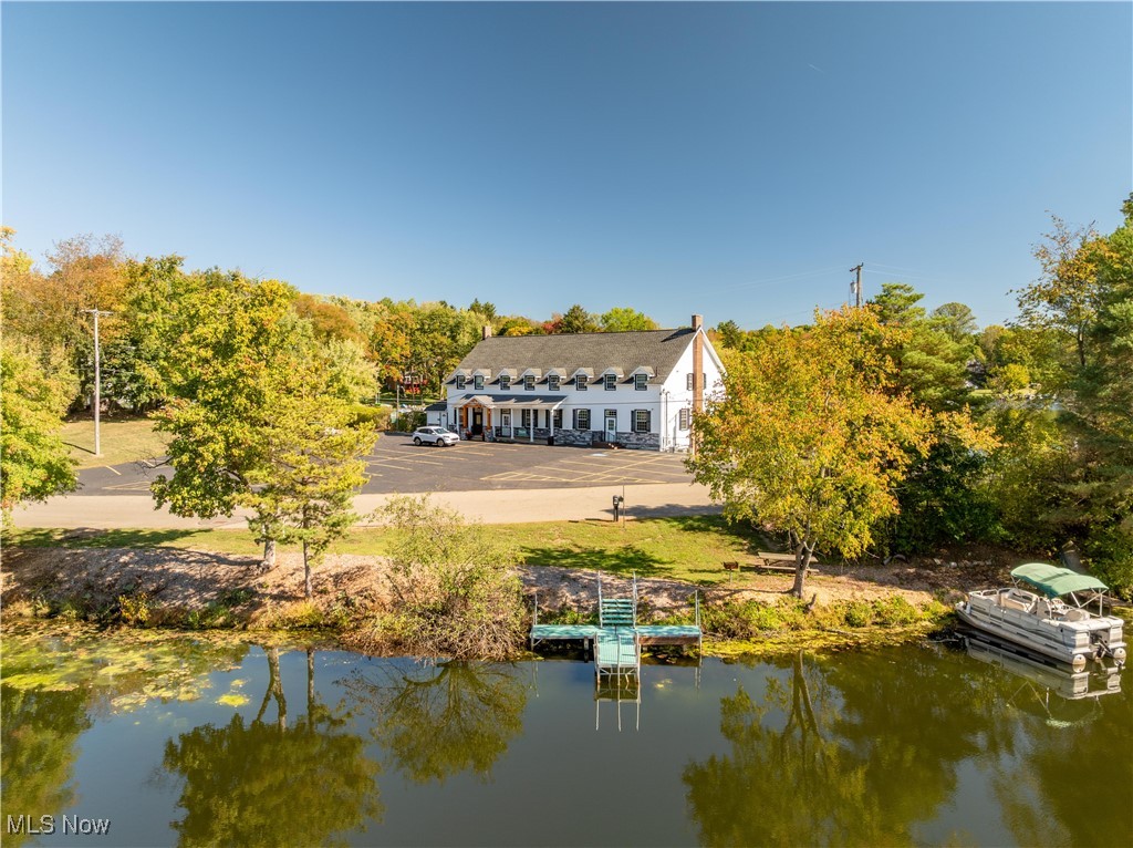 Willowdale Lake - Residential