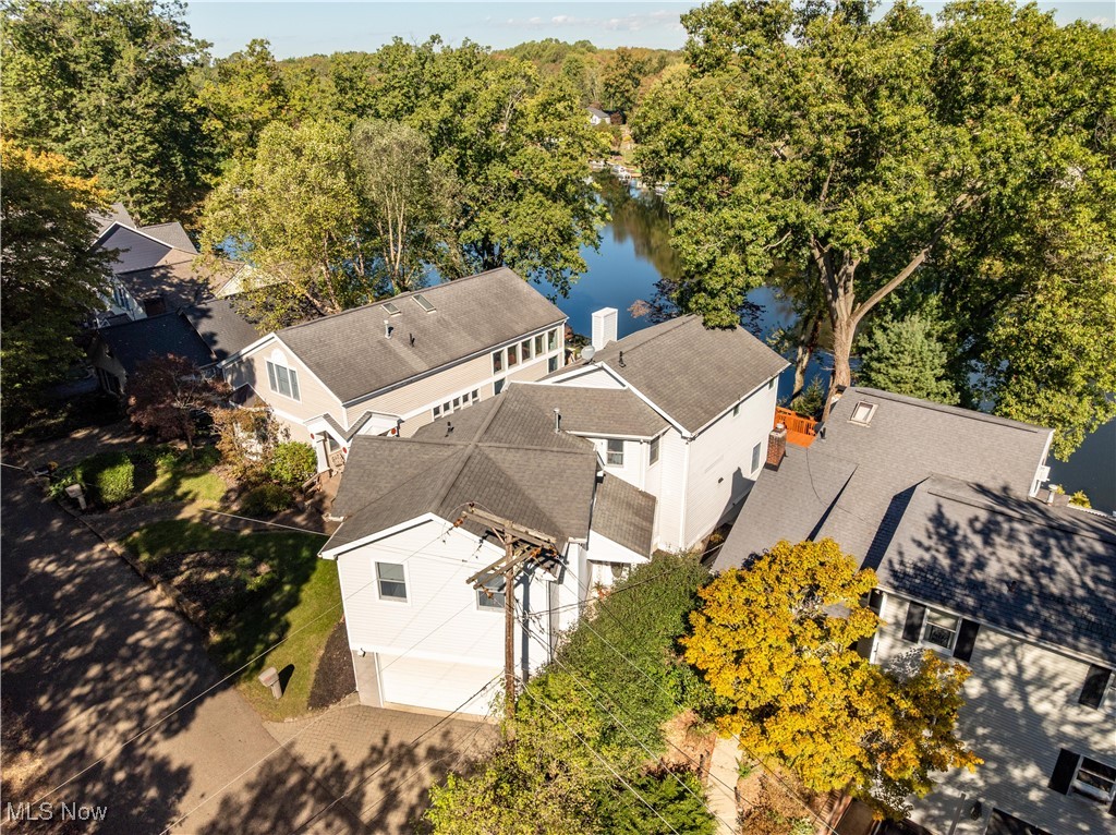 Willowdale Lake - Residential