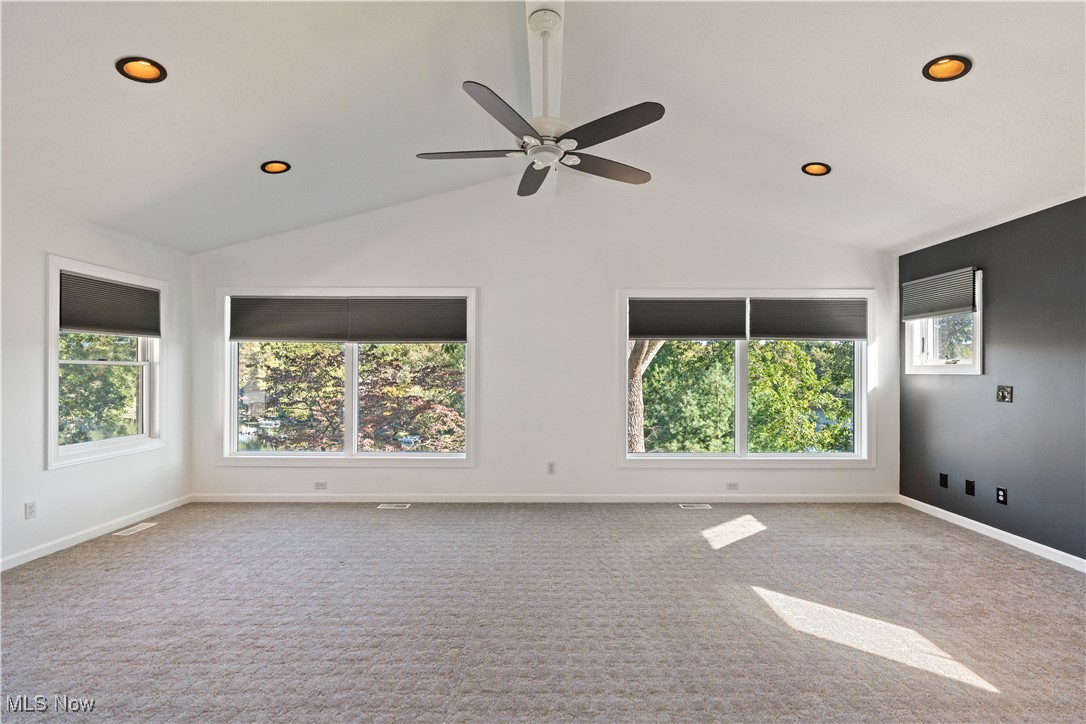 Willowdale Lake - Residential