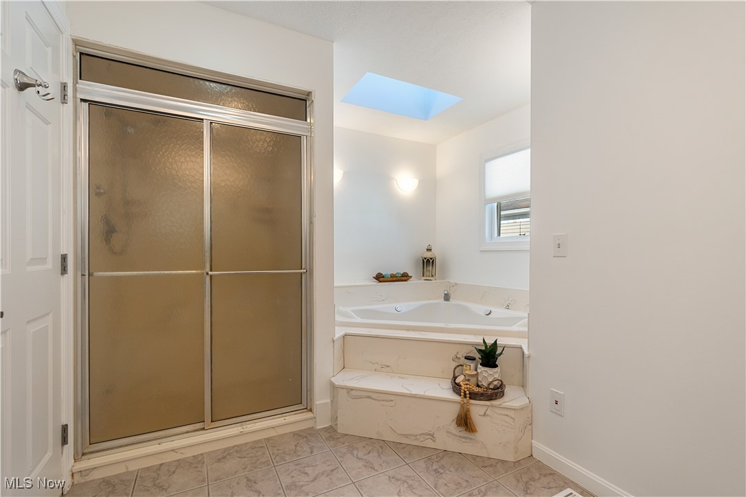 Willowdale Lake - Residential