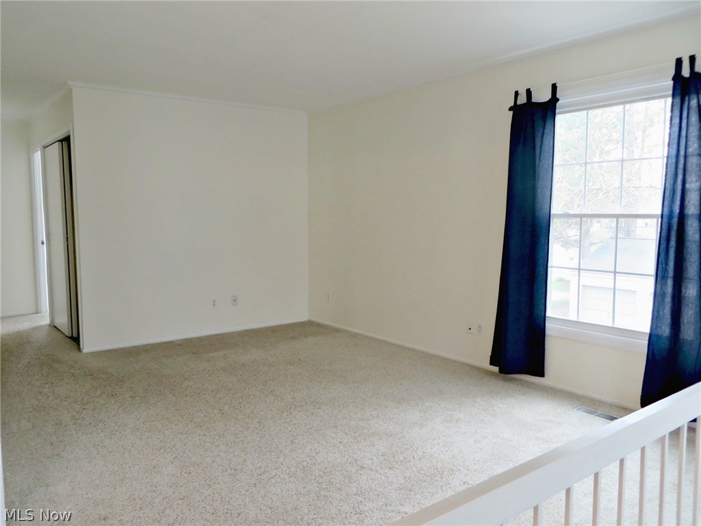 Village Green Condos 03 - Residential