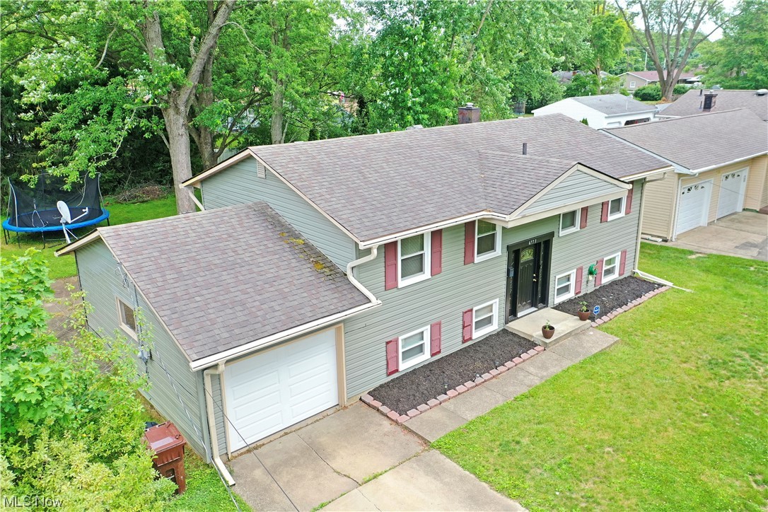 Church Hill Manor - Residential