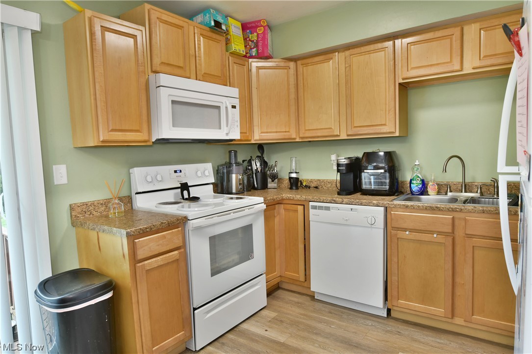 Church Hill Manor - Residential