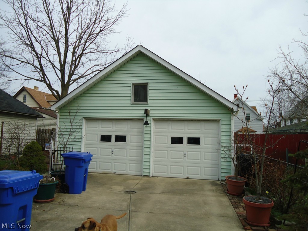 Brooklyn Realty Cos - Residential Income