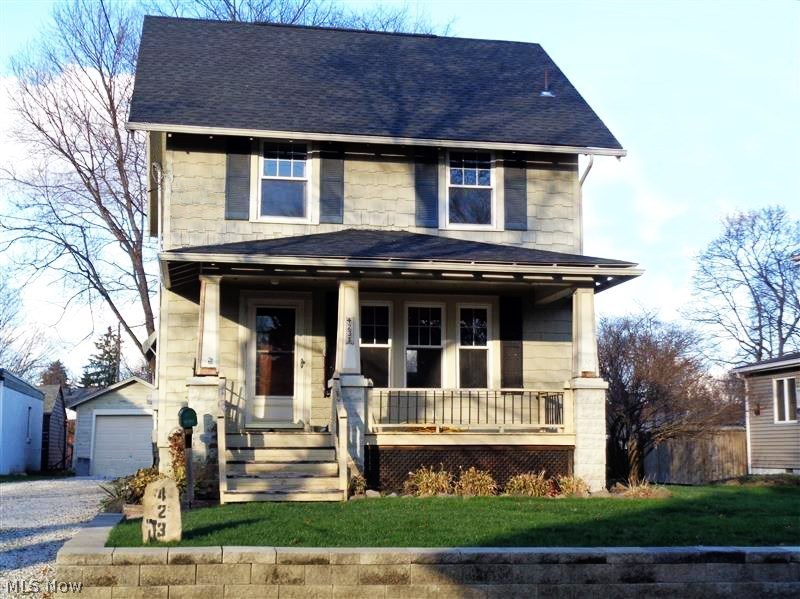 Charming three possible four bedroom colonial in Kent! This home offers a newer roof. The furnace and windows are approximately ten years old. An added bonus... never run out of hot water with the instant recovery hot water tank which is approximately six years old.
The kitchen is updated and the first floor features a half bath.
This wonderful home is waiting for its new family!