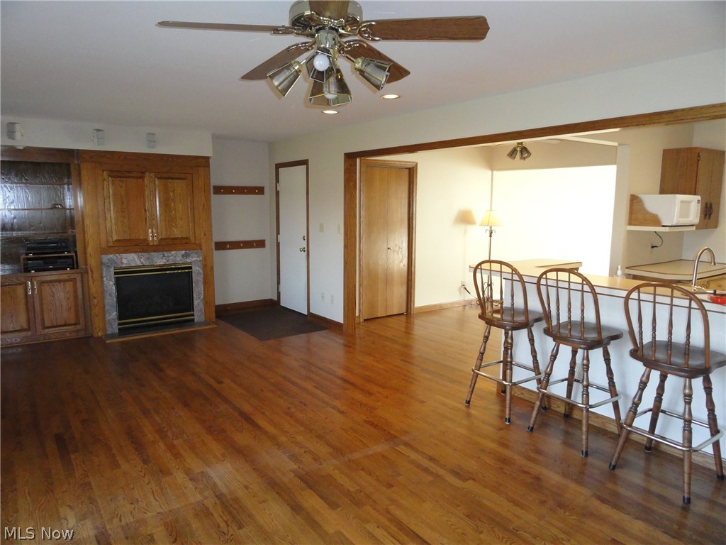 Hiwood Heights - Residential