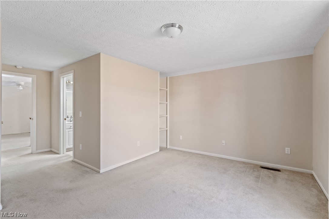 Villas/Bob-O-Link Condo - Residential