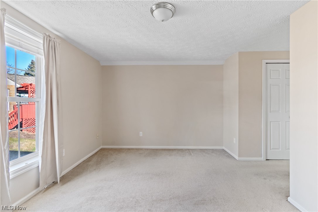 Villas/Bob-O-Link Condo - Residential