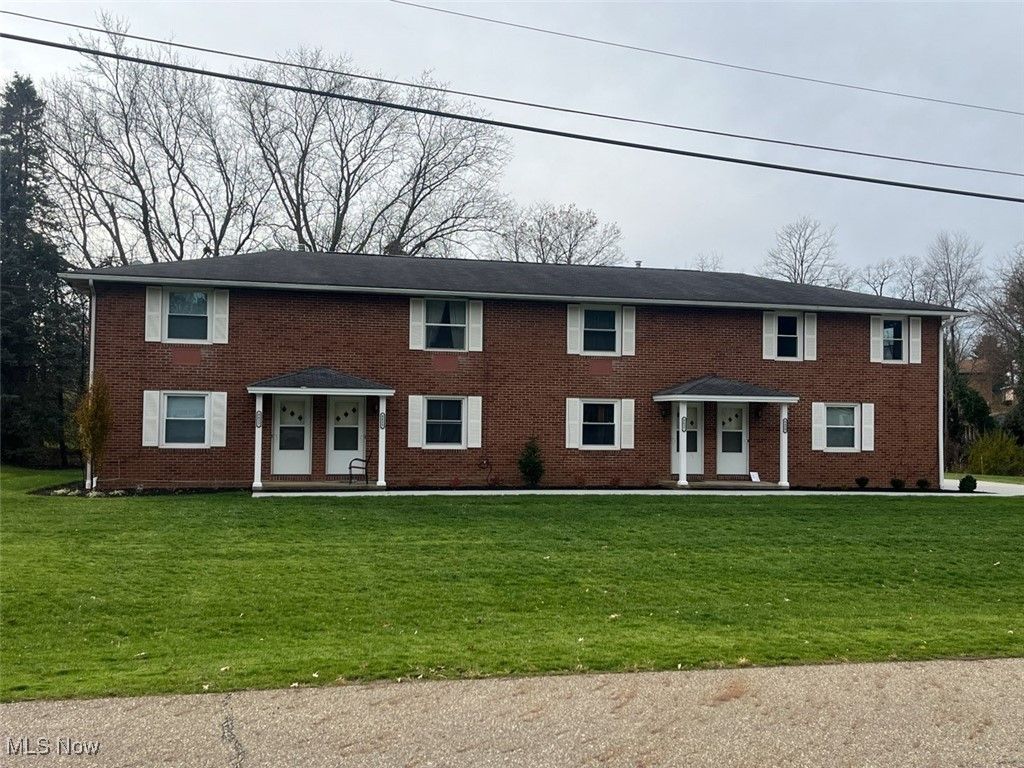 Photo of 8653 Rosewood Avenue NW, North Canton, OH 44720 (MLS # 5176381)