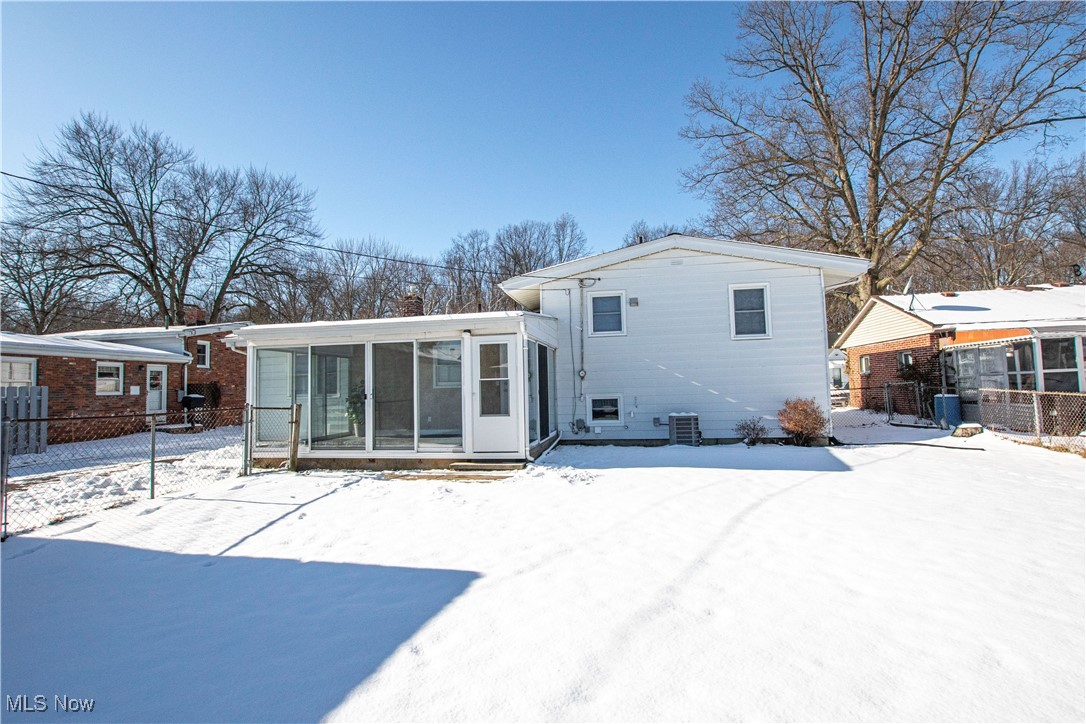 213 Fay Avenue, Avon Lake, Ohio image 3