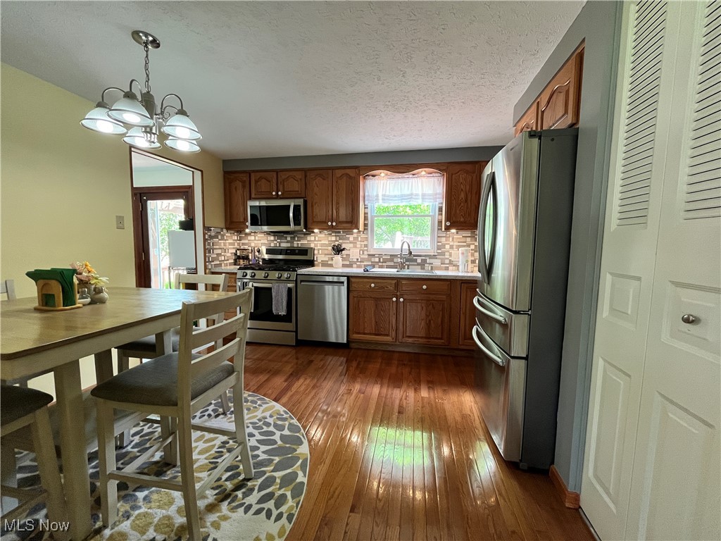 931 Smokerise Drive, Medina, Ohio image 10