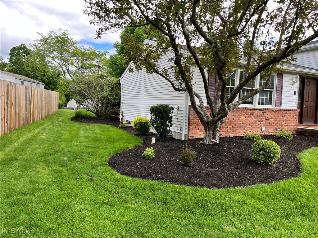 931 Smokerise Drive, Medina, Ohio image 3