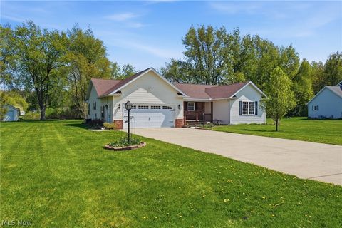Homes For Sale - 7288 Fieldstone Avenue<br/> Ashtabula County, Conneaut, OH 44030