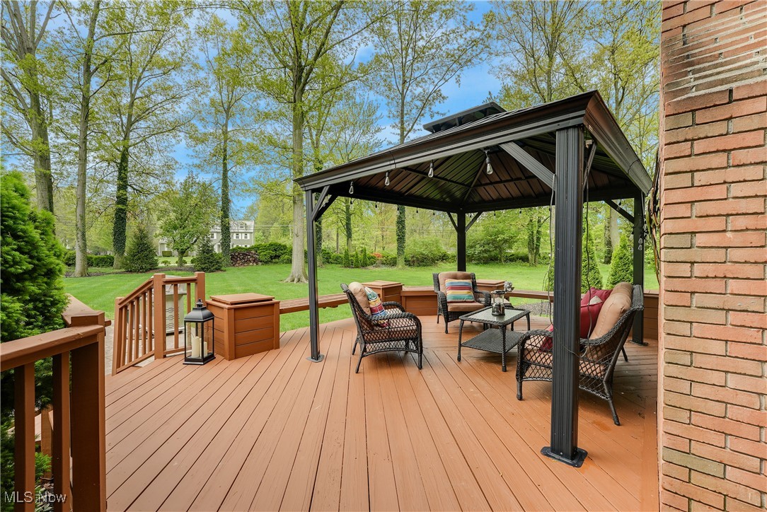 344 Cheyenne Falls Drive, Avon Lake, Ohio image 38