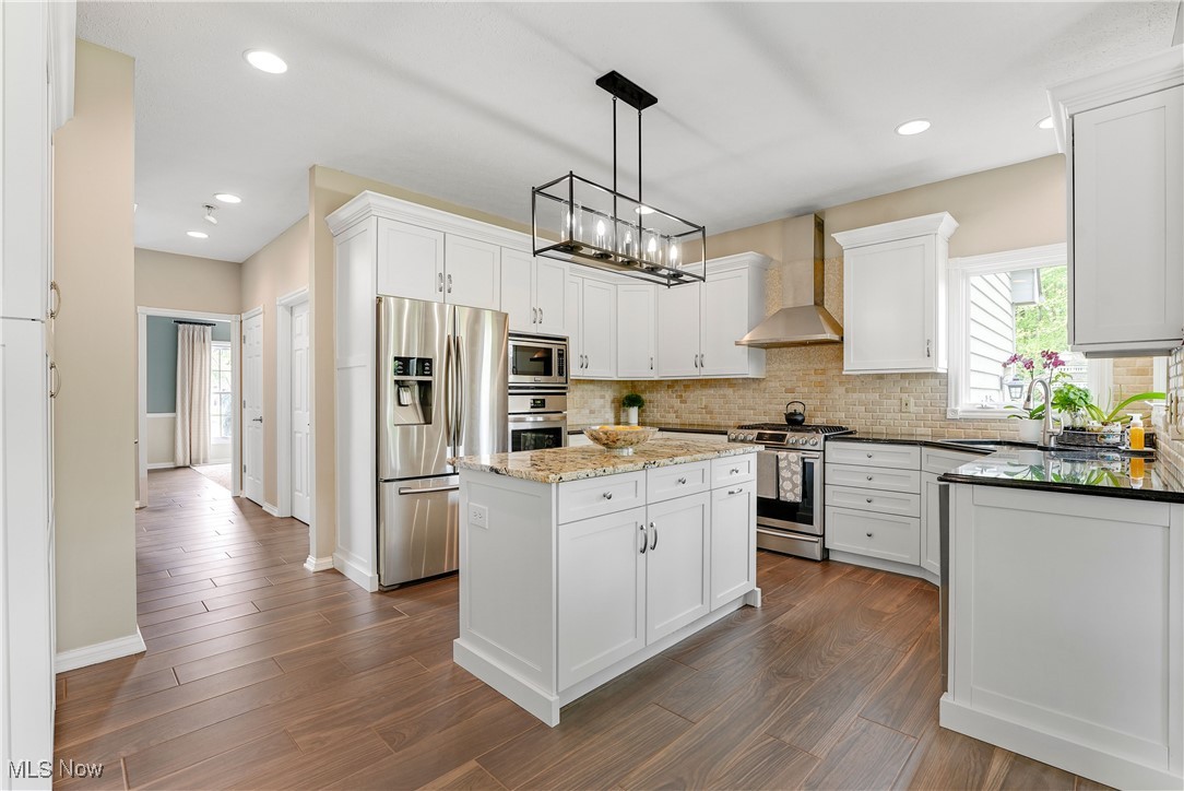 344 Cheyenne Falls Drive, Avon Lake, Ohio image 12