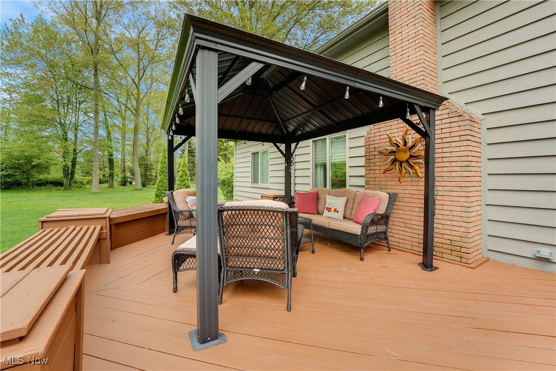 344 Cheyenne Falls Drive, Avon Lake, Ohio image 39