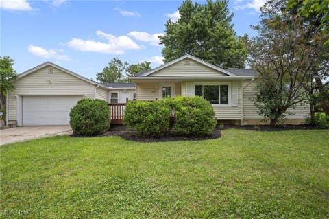 Photo for 1227 Meadowbrook Boulevard
