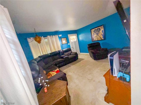 Tiny photo for 858 Independence Avenue, Akron, OH 44310 (MLS # 5252167)