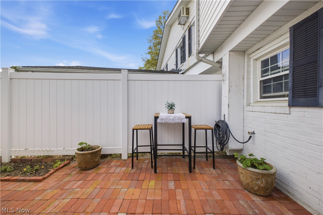 Meadowlawn - Residential